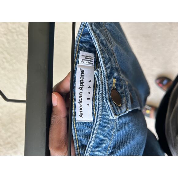 American Apparel Button Down Jean Skirt - Picture 4 of 7